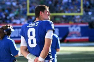 Daniel Jones #8